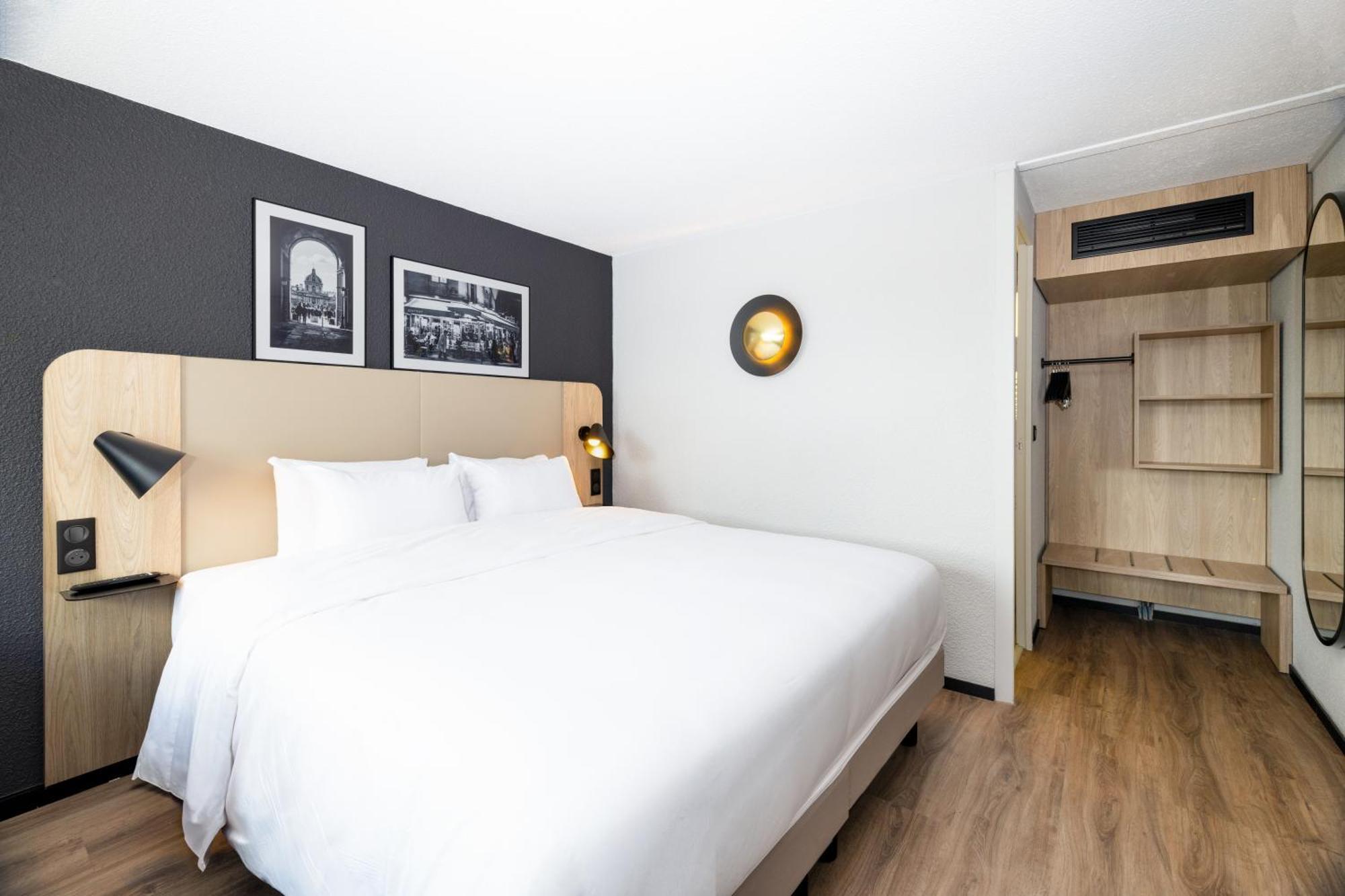 Campanile Les Ulis - Courtaboeuf Hotell Exteriör bild