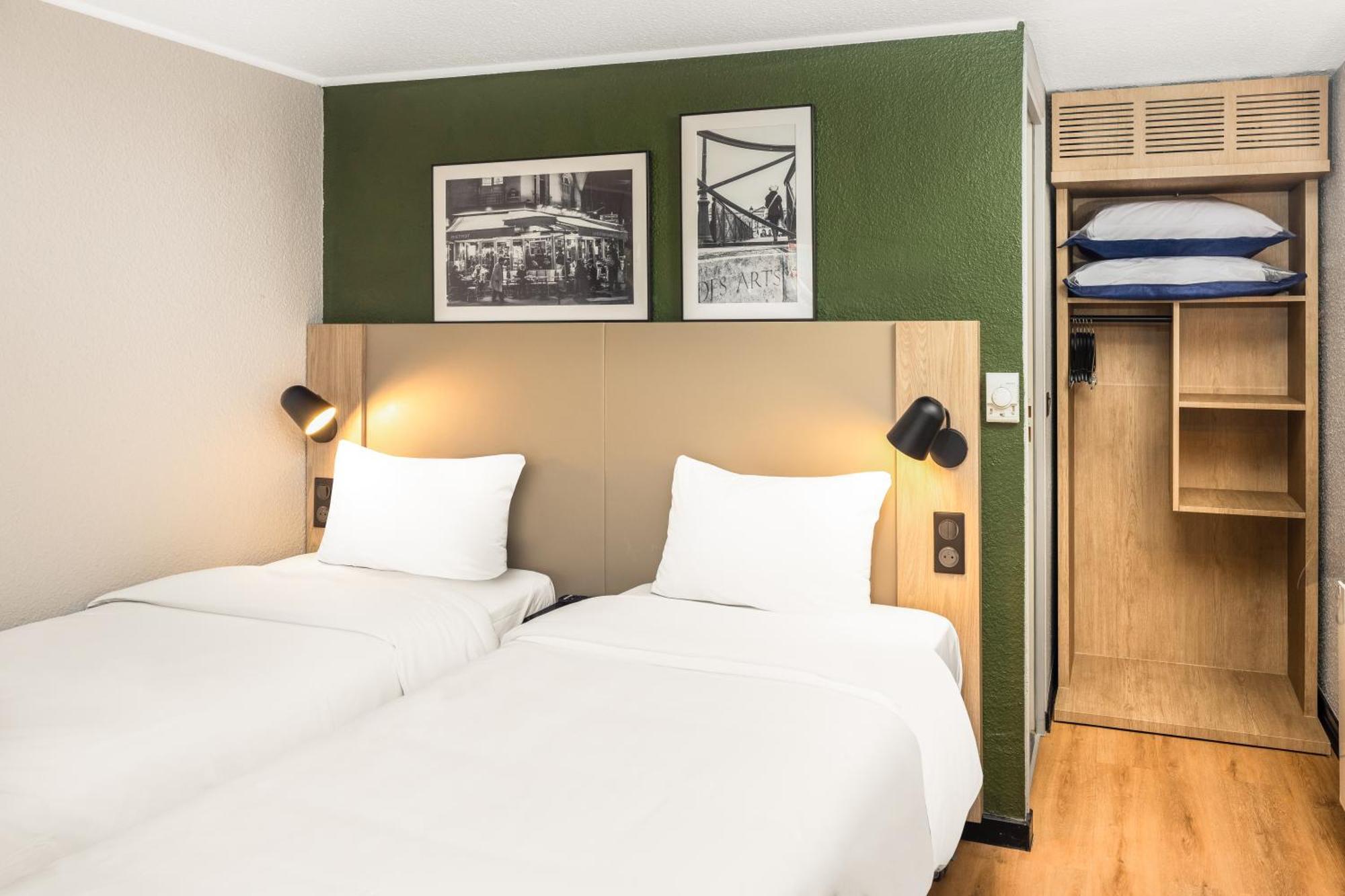 Campanile Les Ulis - Courtaboeuf Hotell Exteriör bild