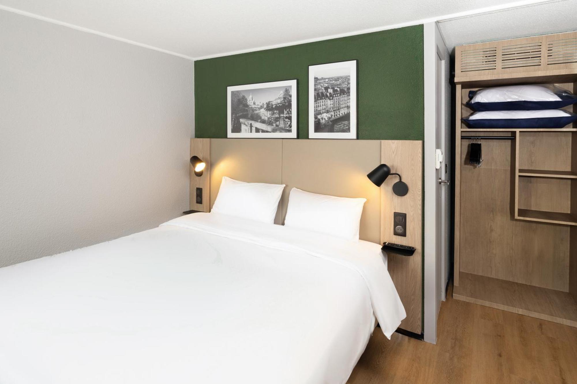 Campanile Les Ulis - Courtaboeuf Hotell Exteriör bild