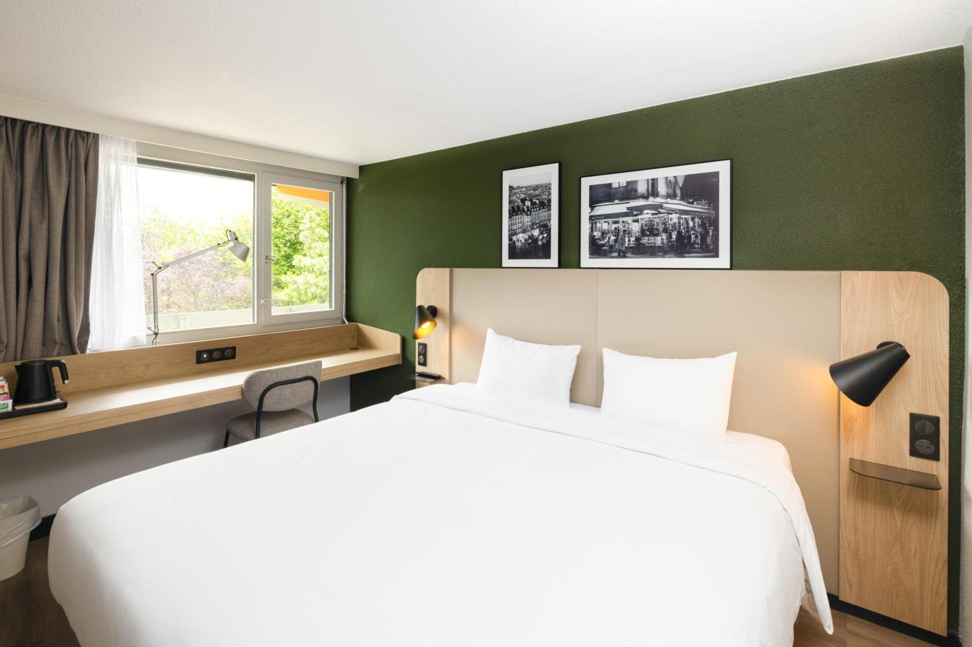 Campanile Les Ulis - Courtaboeuf Hotell Exteriör bild