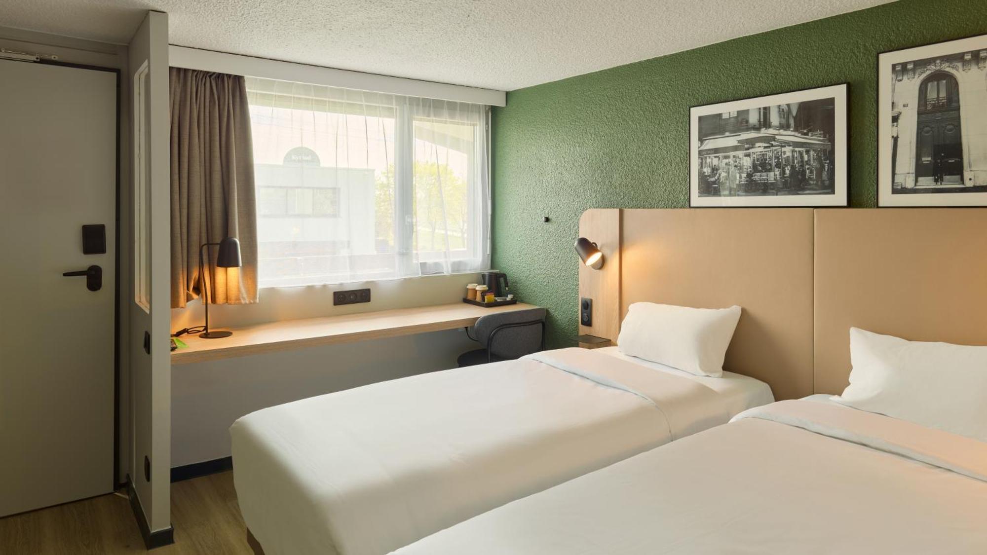 Campanile Les Ulis - Courtaboeuf Hotell Exteriör bild