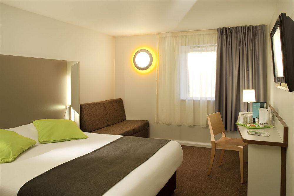 Campanile Les Ulis - Courtaboeuf Hotell Exteriör bild